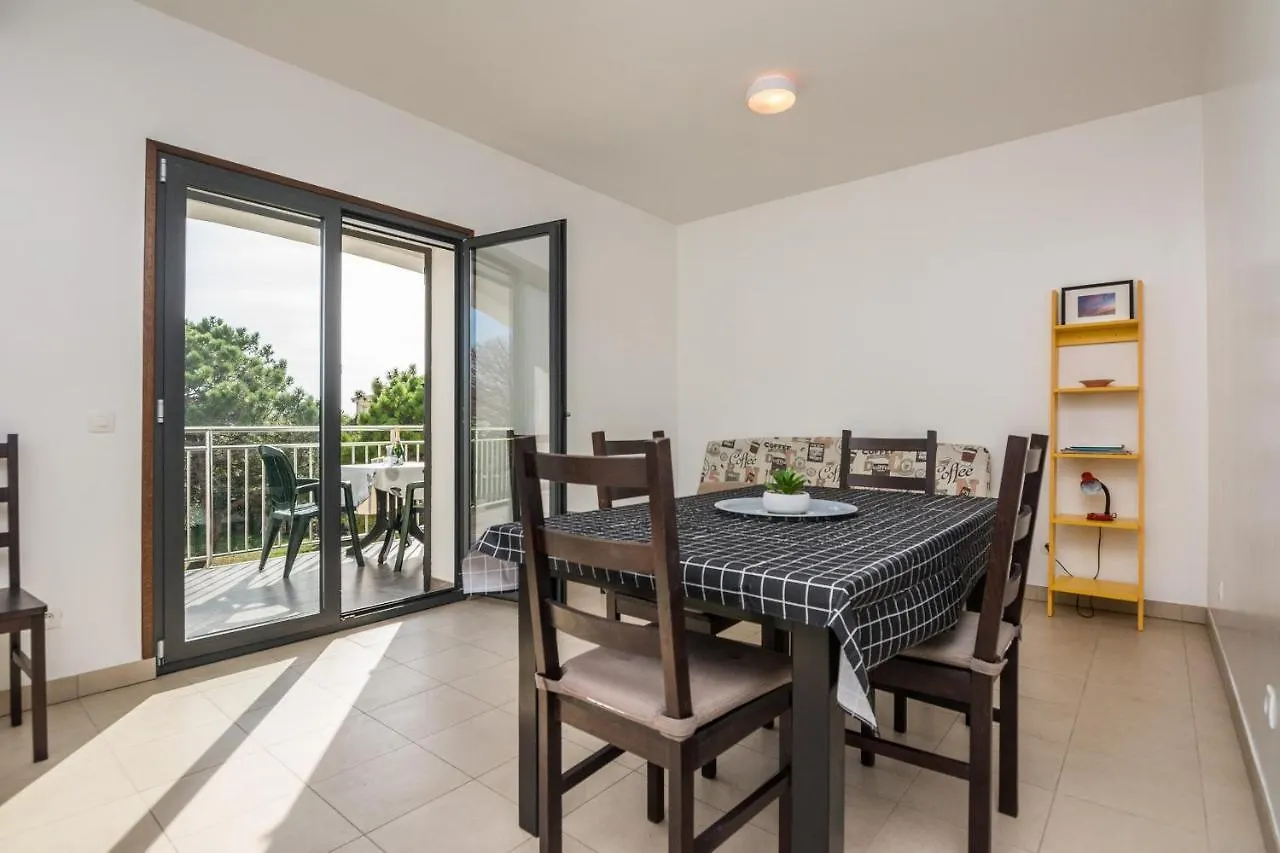 Apartments By The Sea Vir - 18515 Κροατία